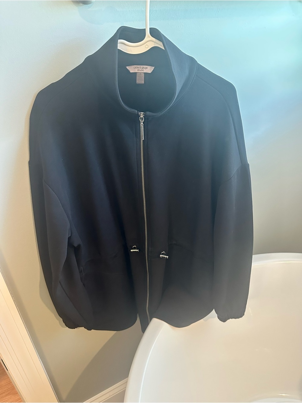 Cable & Gauge Studio Black Zip-Front Lightweight Jacket